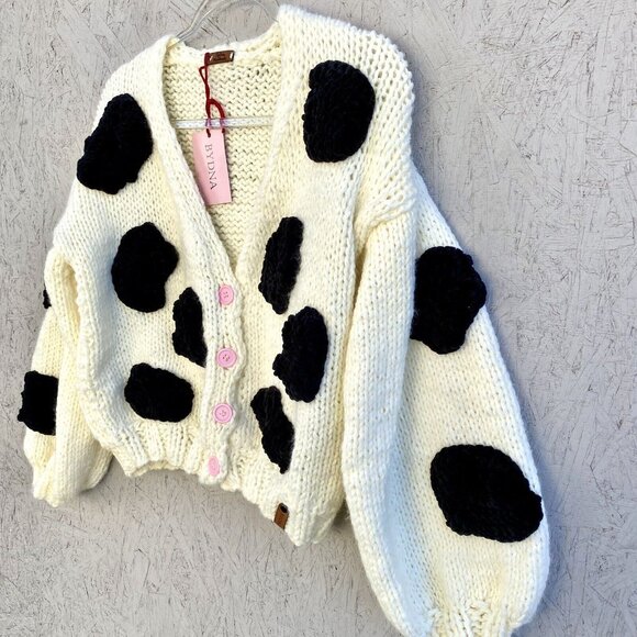 NWT BYDNA Handmade Chunky Knit Cow Patch Oversized Cropped Cardigan Sweater Sz M - Picture 4 of 7